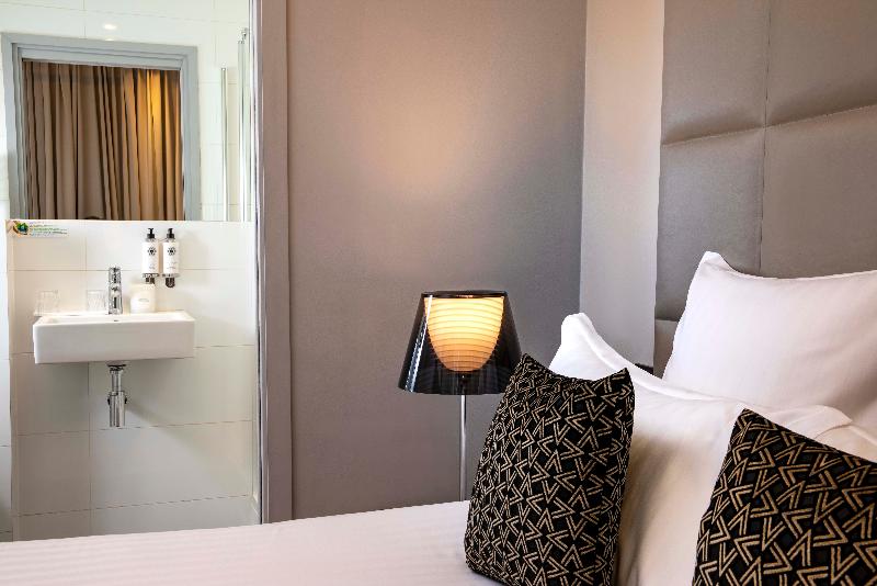 スイート, First Hotel Paris Tour Eiffel