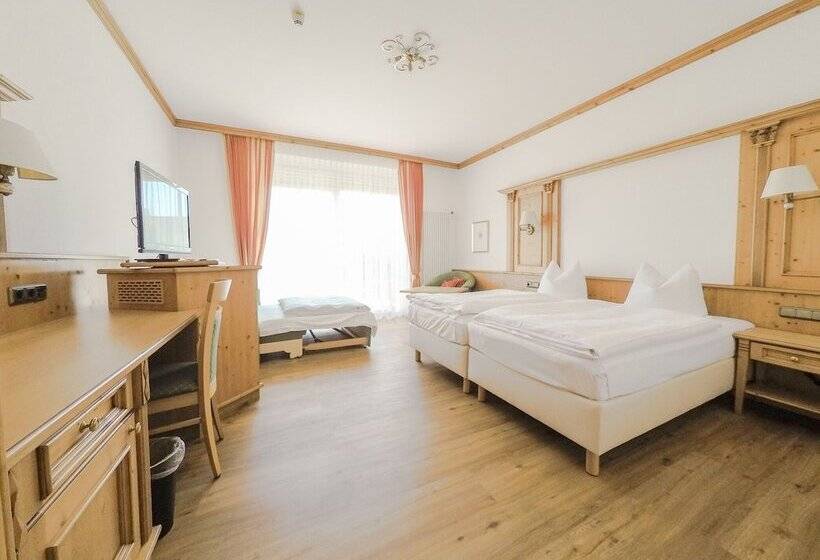 コンフォートルーム, Glasl S Land