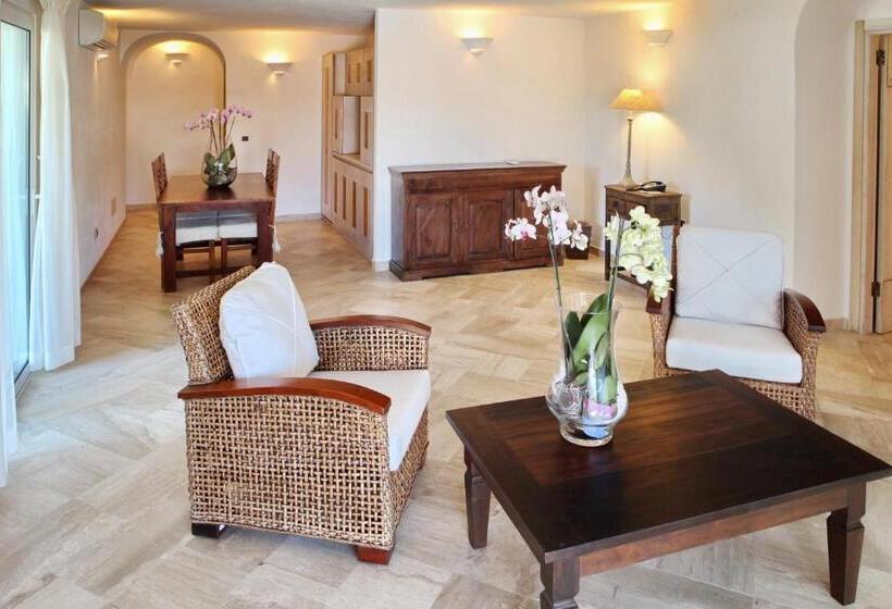 דירה בת חדר שינה 1 עם נוף, Grand Hotel Poltu Quatu