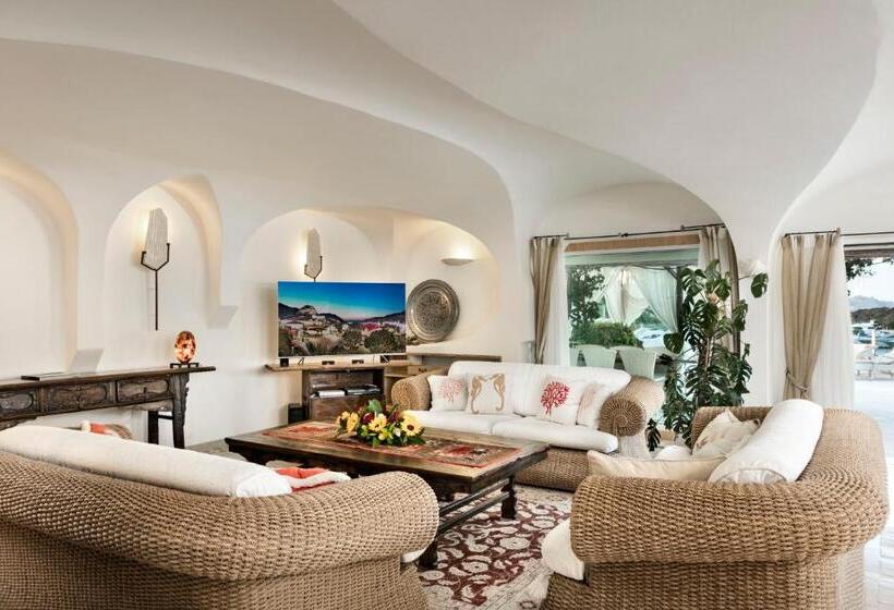 סוויטה נשיאותית, Grand Hotel Poltu Quatu