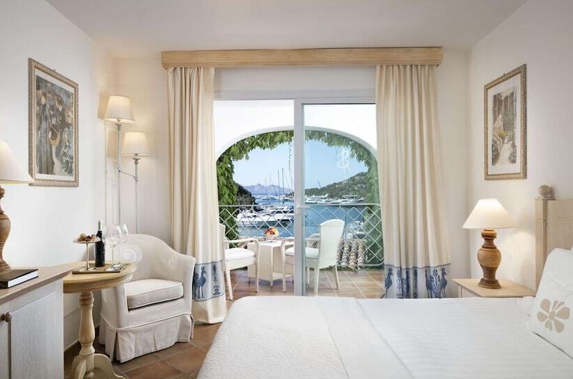 חדר דלוקס נוף לים, Grand Hotel Poltu Quatu