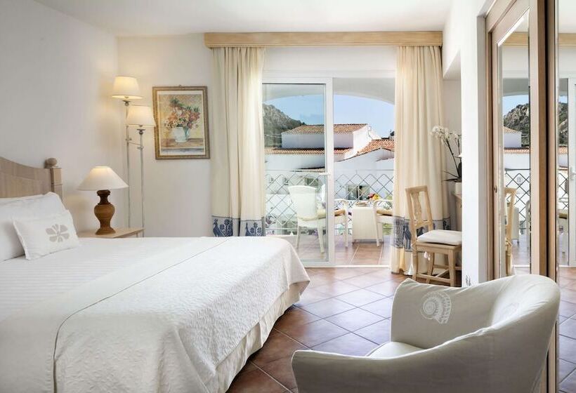 חדר סופריור נוף לגינה, Grand Hotel Poltu Quatu