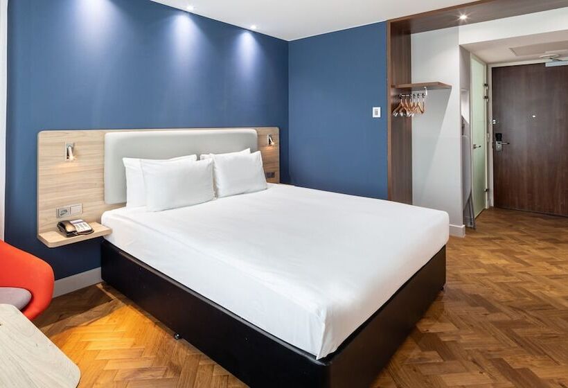 غرفة قياسية سرير مزدوج مطلة على المدينة, Holiday Inn Express Amsterdam   Sloterdijk Station, An Ihg