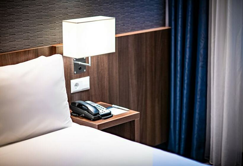 غرفة قياسية, Holiday Inn Express Amsterdam   Sloterdijk Station, An Ihg