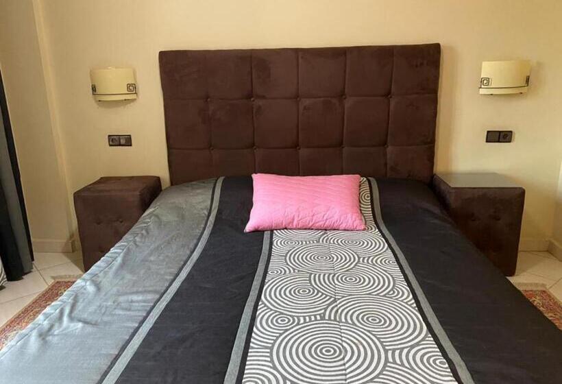 جناح, Hôtel Atlas Guercif