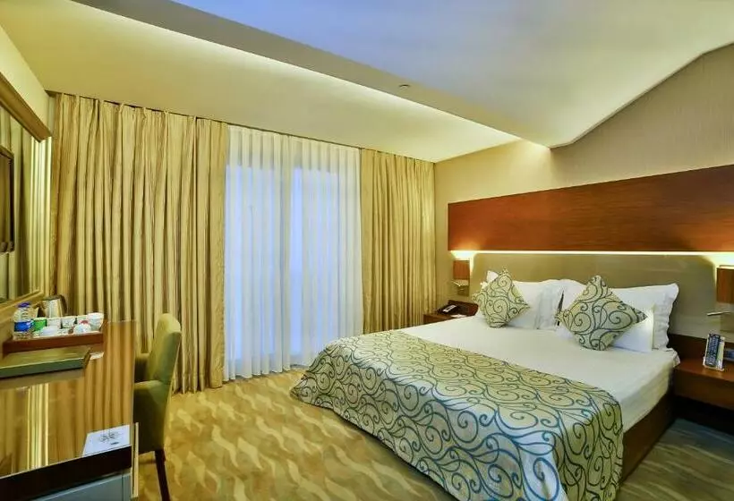 Economy Room