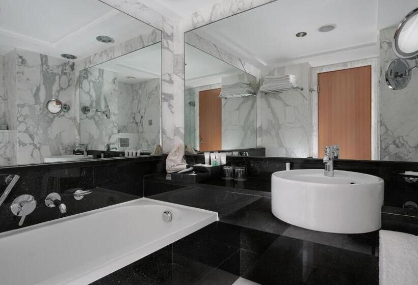 اتاق لوکس با تخت بزرگ, Lugal, A Luxury Collection Hotel, Ankara