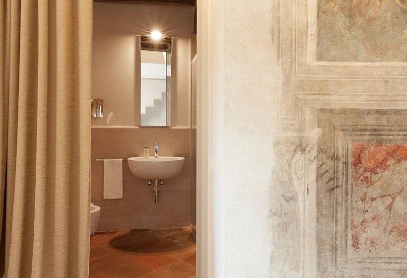 سوییت, Nun Assisi Relais & Spa Museum