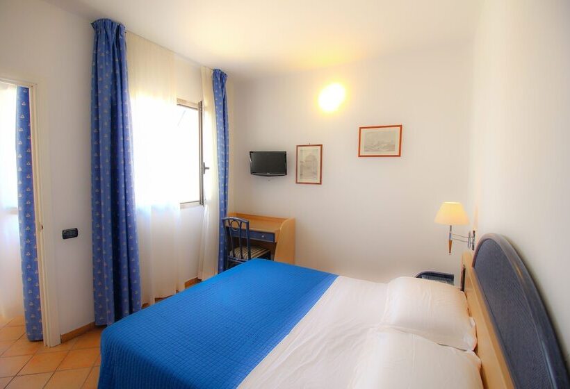 Családi Suite, Paladini Di Francia