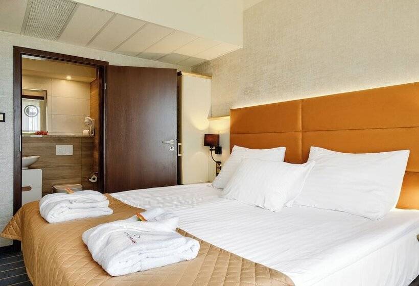 Полулюкс, Park Hotel Diament Wroclaw