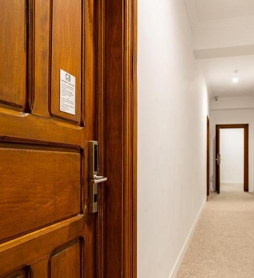 اتاق استاندارد یک تخته با بالکن, Piccolo Mondo By Citybookings