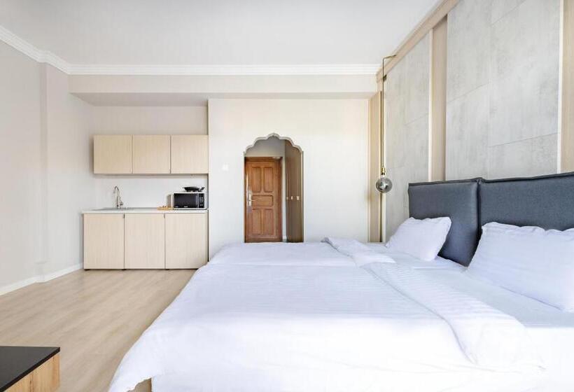 اتاق سوپریور سه تخته, Piccolo Mondo By Citybookings