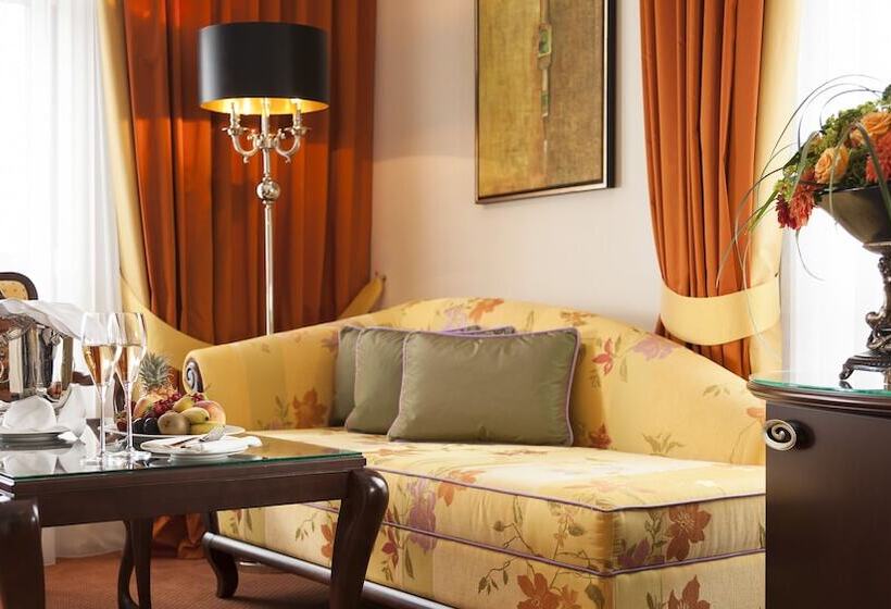 Номер Deluxe, Relais & Chateaux Bulow Palais