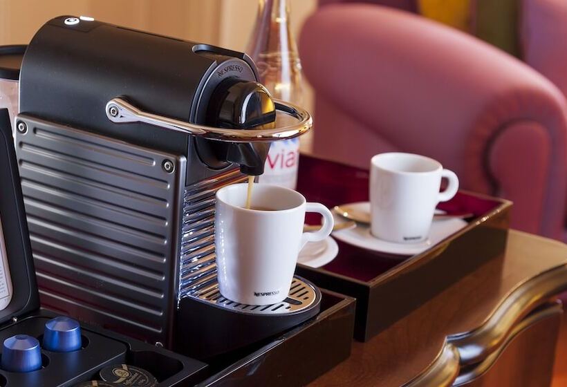 Полулюкс, Relais & Chateaux Bulow Palais