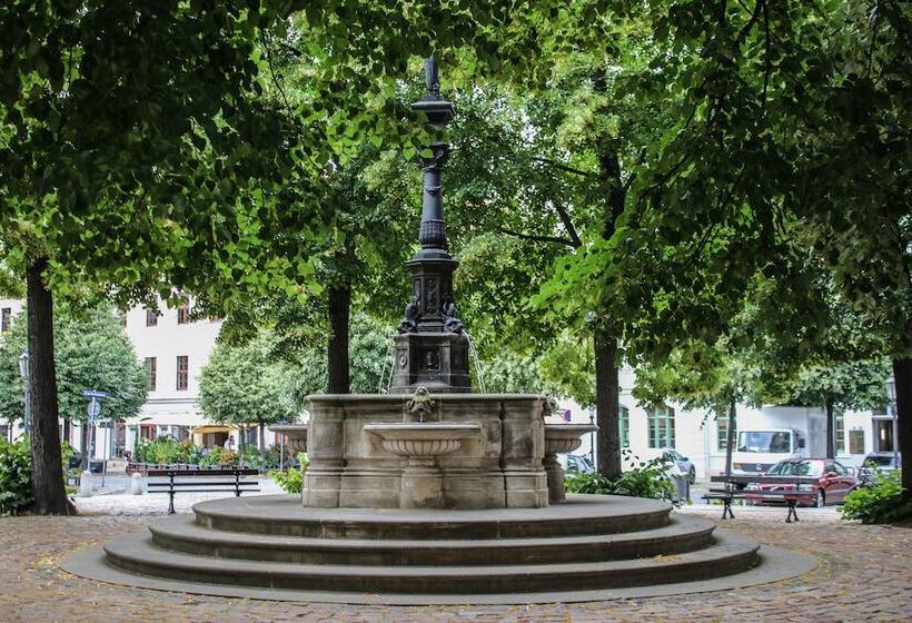 Полулюкс, Relais & Chateaux Bulow Palais