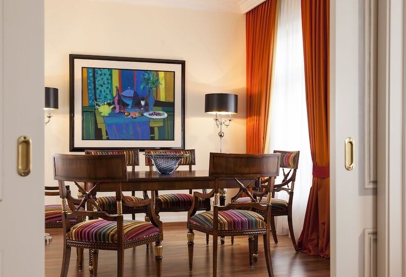 Люкс, Relais & Chateaux Bulow Palais