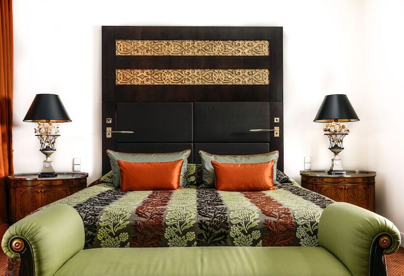 Полулюкс, Relais & Chateaux Bulow Palais