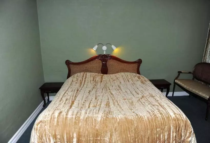 スタンダードルーム, Tyrstrup Kro