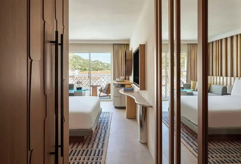 اتاق پریمیوم با بالکن, W Sardinia - Poltu Quatu