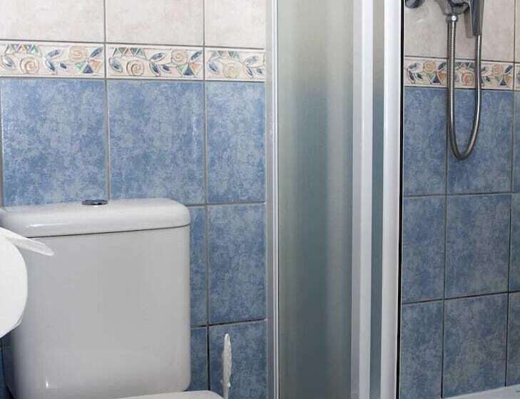 اتاق استاندارد سه نفره, Wien