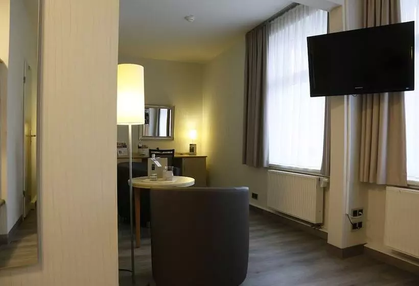 コンフォートルーム, Konsum Berghotel Oberhof