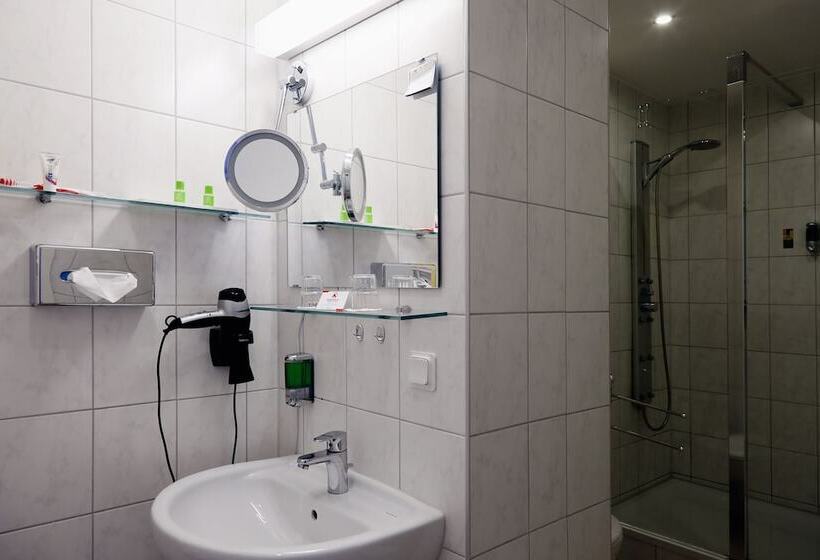 Номер Стандарт, Konsumhotel Berghotel Oberhof Oberhof