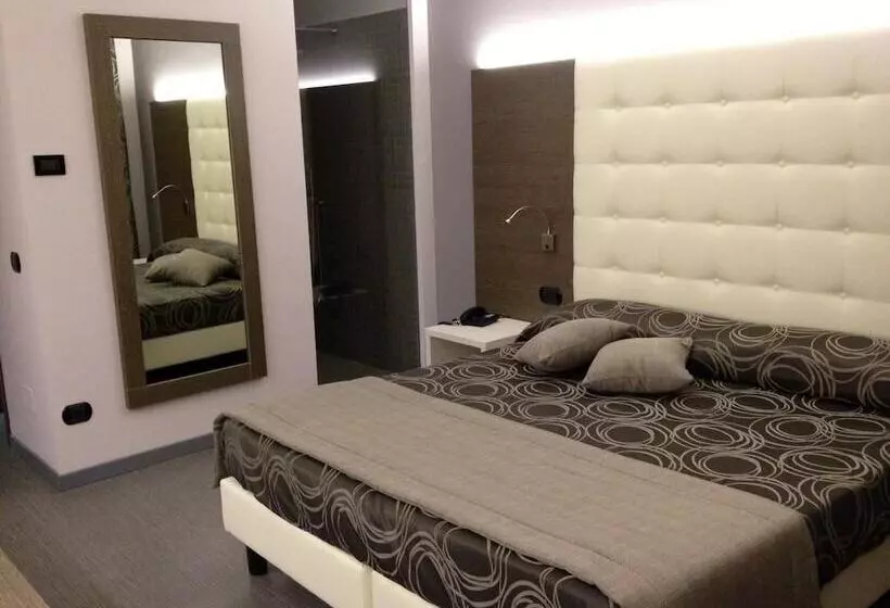 اتاق استاندارد یک نفره, Motel Europa