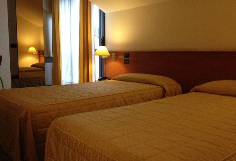 חדר סטנדרט, Motel Europa