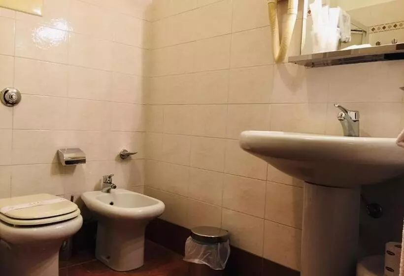 اتاق استاندارد, Motel Europa