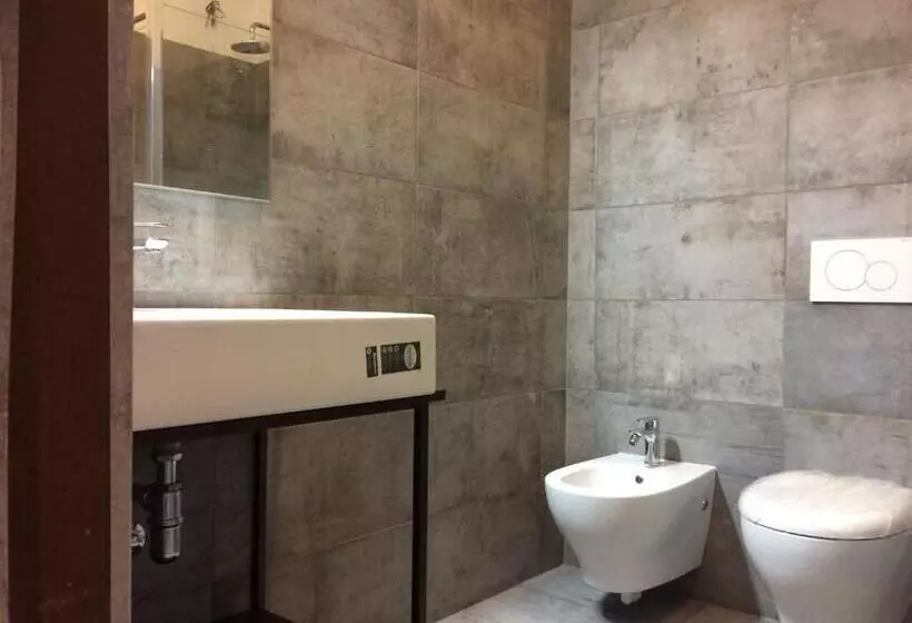 اتاق استاندارد, Motel Europa