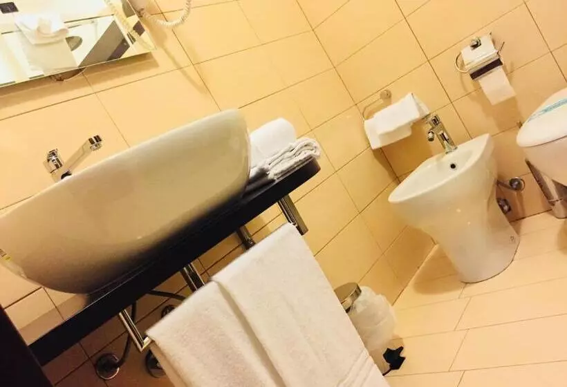 اتاق استاندارد, Motel Europa