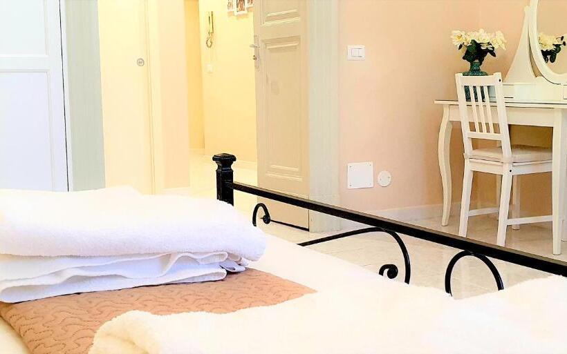 اتاق استاندارد با بالکن, Antica Dimora Barocca