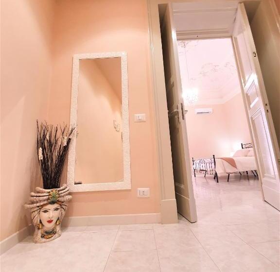 اتاق استاندارد با بالکن, Antica Dimora Barocca