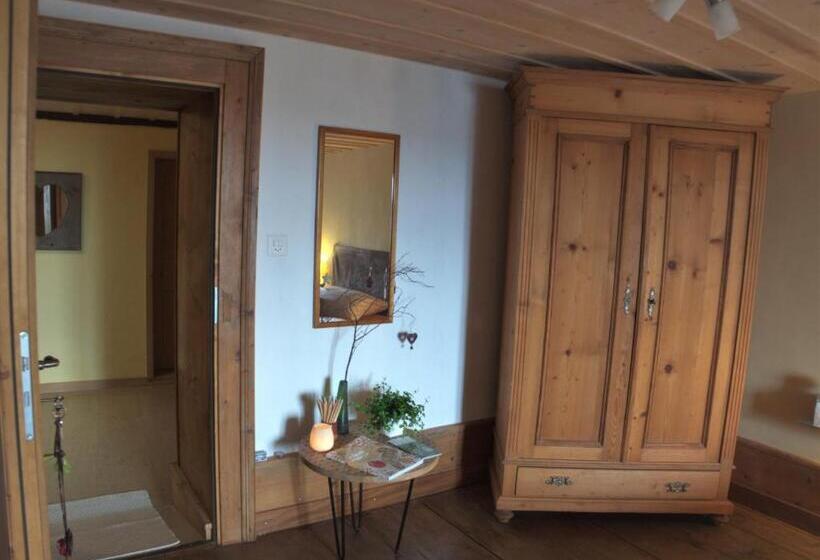 חדר סטנדרט נוף להרים, Bnb Lafleur