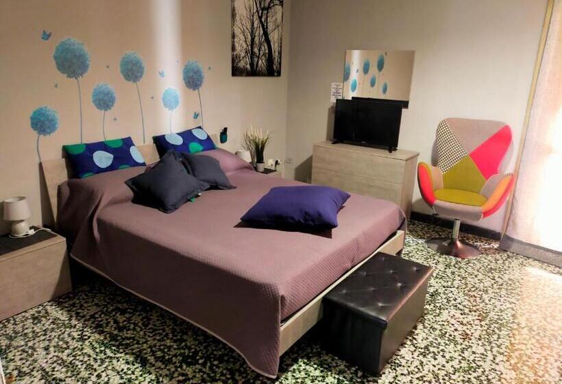 اتاق لوکس با بالکن, Parthenope Rooms