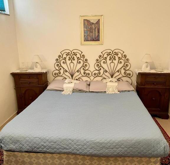 اتاق استاندارد, A Casa Di Asia