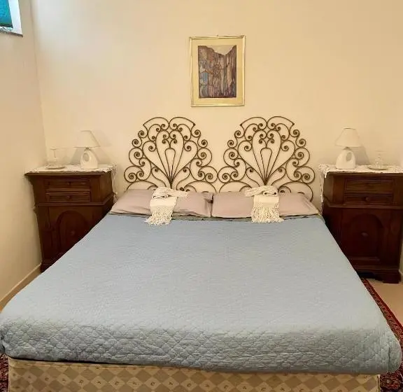 اتاق استاندارد, A Casa Di Asia