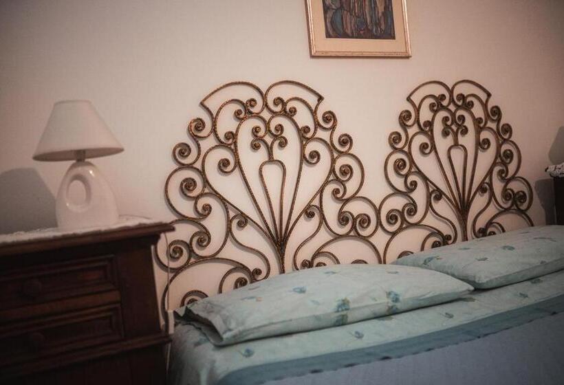 اتاق استاندارد, A Casa Di Asia