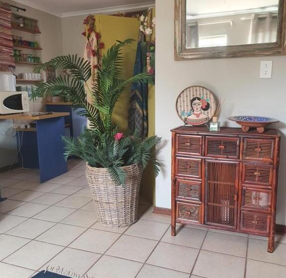 חדר סטנדרט נוף לגינה, B S At Strauss