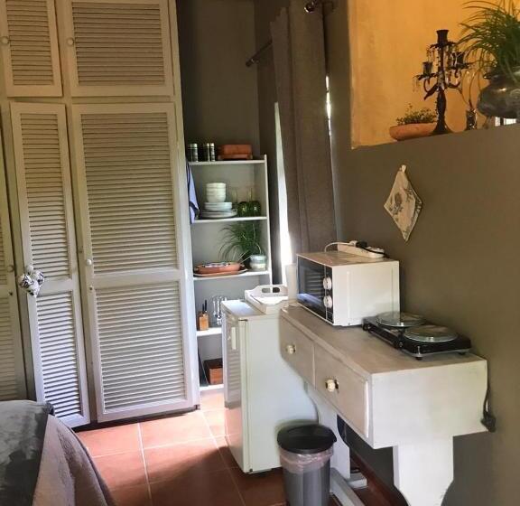 חדר סטנדרט פנימי, B S At Strauss