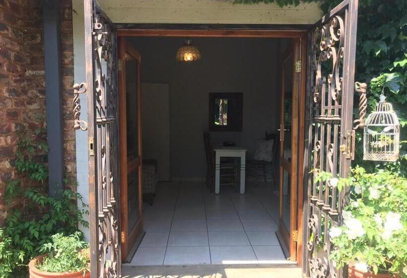 Standard room with outdoor bath, B S At Strauss