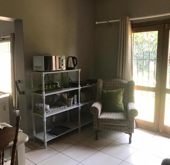 Standard room with outdoor bath, B S At Strauss