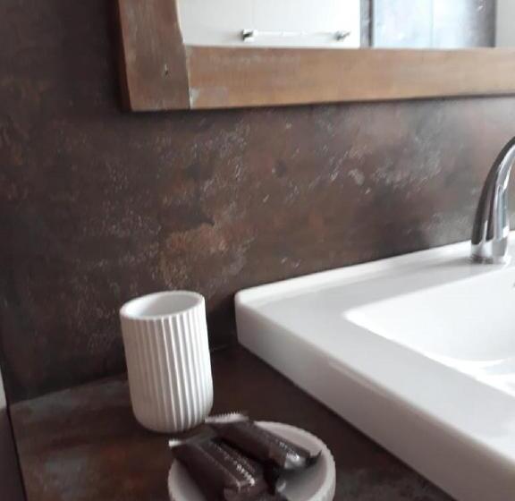 اتاق سوپریور سه تخته, Casa Da Praia