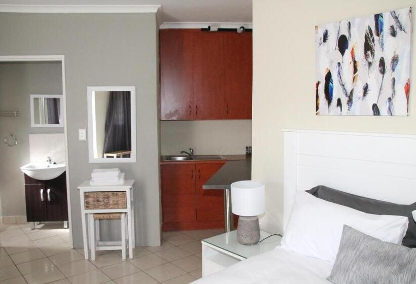 اتاق استاندارد, Kayamina Guesthouse