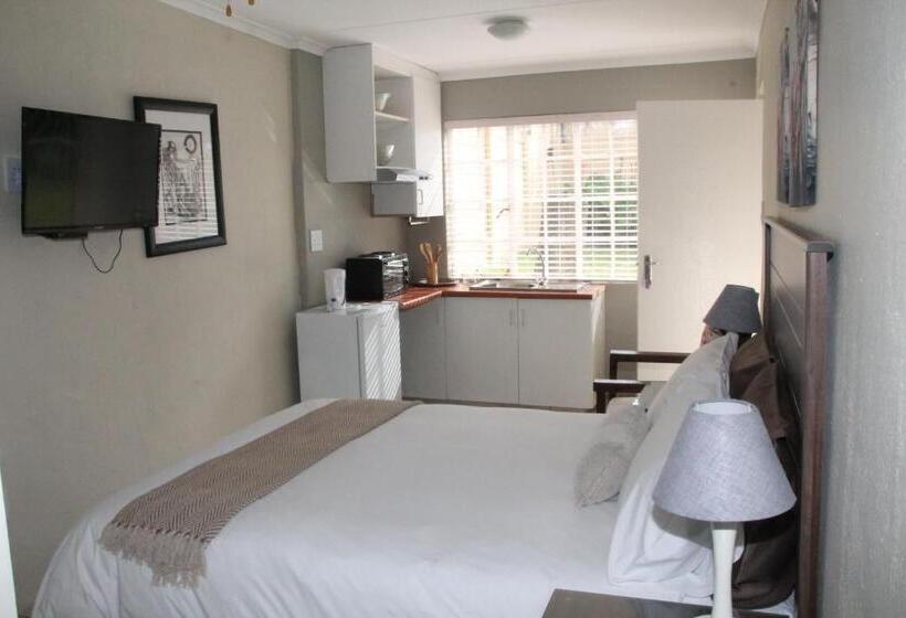 اتاق استاندارد, Kayamina Guesthouse