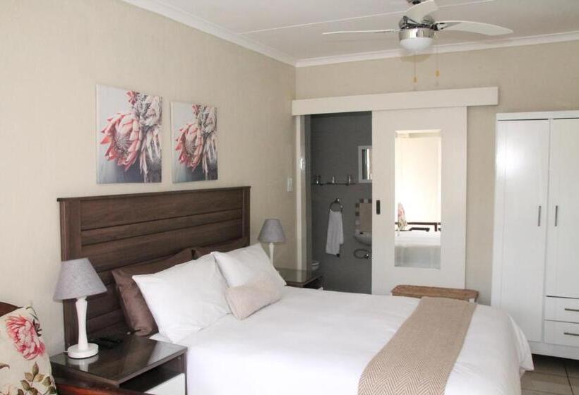 اتاق استاندارد, Kayamina Guesthouse