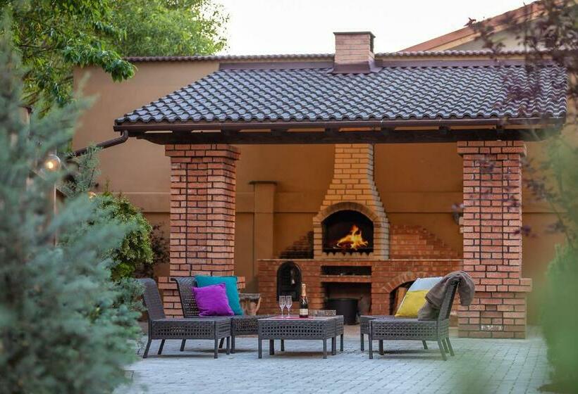 غرفة ديلوكس, Transilvania Mansion