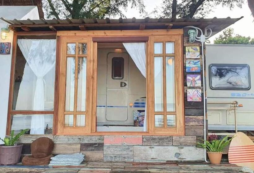 スタンダードルーム, Maliblues Bed & Art Gallery