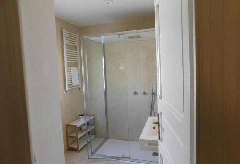 Номер Deluxe, Mandorleolio