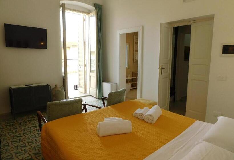 Номер Deluxe, Mandorleolio